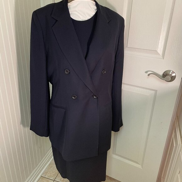 JONES WEAR NAVY SUIT WITH SHEATH DRESS AND DOUBLE BREASTED JACKET, SIZE 12 - Picture 8 of 15